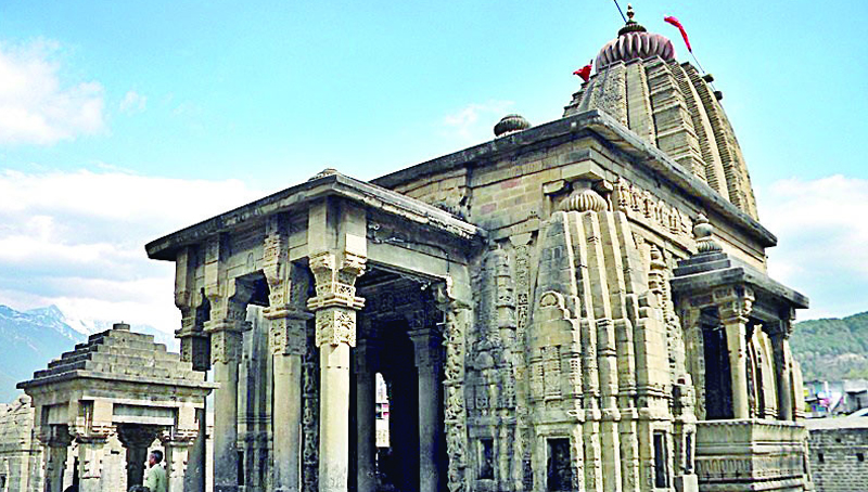शिव मंदिर के लिए प्रसिद्ध है बैजनाथ