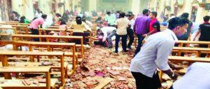 प्रभु के पर्व पर खून से सने श्रीलंकाई चर्च आठ आत्मघाती धमाकों में 207 की मौत