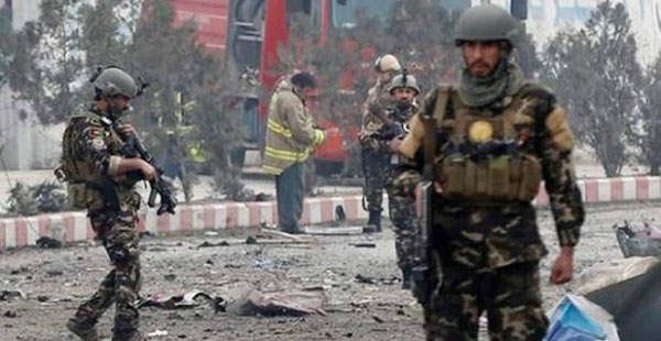 अफगानिस्तान में आतंकवादियों के हमले में 65 लोगों की मौत, 47 तालिबानी आतंकवादी ढेर