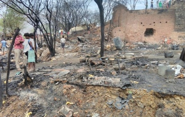 खरड़ में झुलसा पांच साल का मासूम, प्रवासियों की 40 झुग्गियों में लगी भयानक आग, जांच जारी