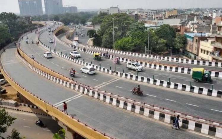 छठी बार लटका बलौंगी खानपुर फ्लाईओवर का काम,  निर्माण में करीब लगे हुए थे 400 मजदूर