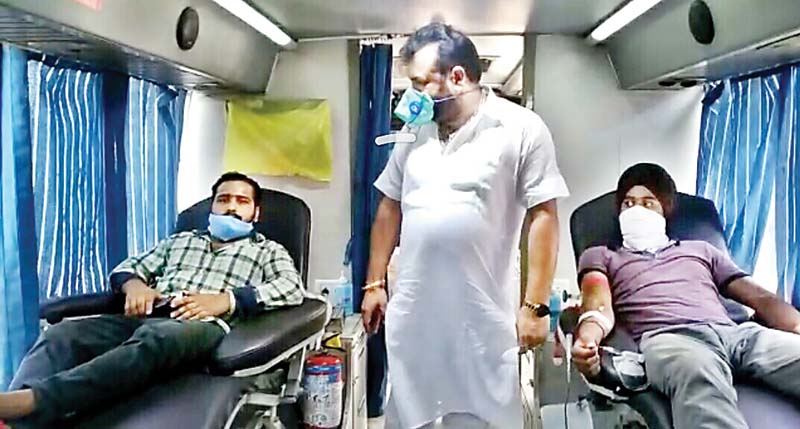 जीरकपुर में 100 लोगों ने किया रक्तदान, महाकाली ट्रस्ट ने लगाया ब्लड डोनेशन कैंप