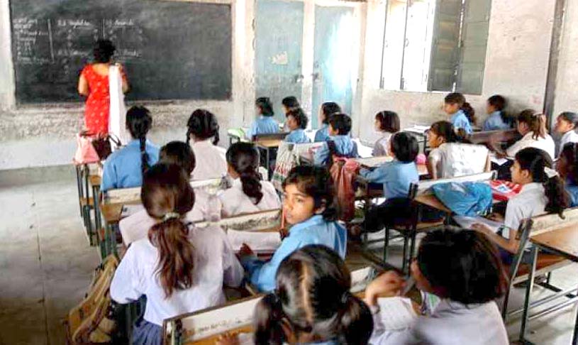 Himachal News : एक सरकारी स्कूल ऐसा भी, जहां इंग्लिश मीडियम में पढ़ते हैं बच्चे, पढ़ें पूरी खबर