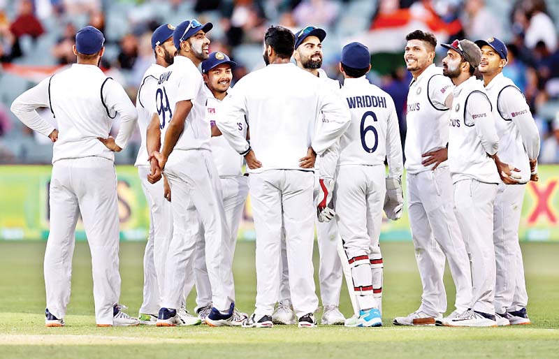 कोहली और अश्विन ने संभाली भारत की लडख़ड़ाती पारी, दूसरी पारी में लंच तक बनाए 156-6