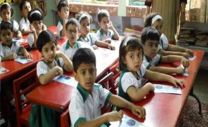 वैश्विक महामारी कोरोना वायरस के कारण जम्मू-कश्मीर में सोमवार से बंद रहेंगे विद्यालय