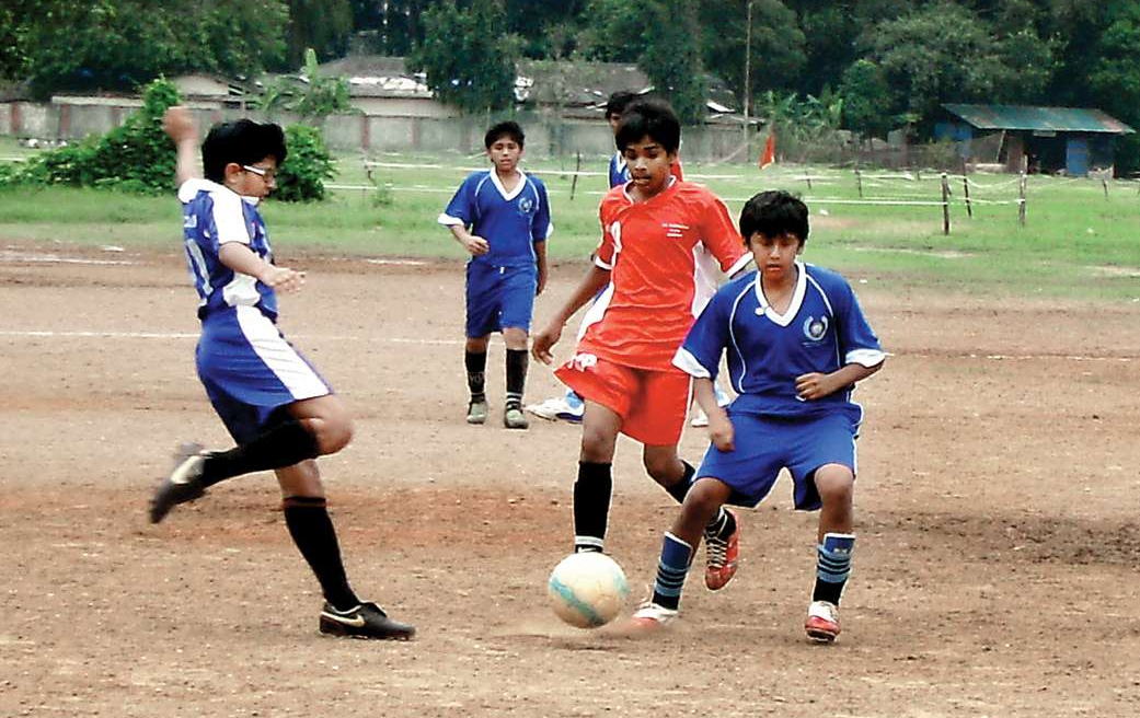 स्कूल-कालेज स्तरीय खेलों की भी सुध लो