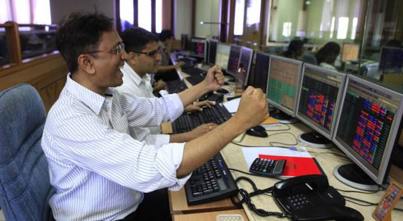 BSE NSE: कोहराम से उबरा बाजार