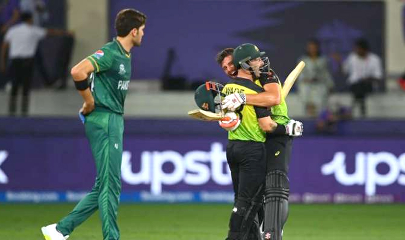 T-20 World Cup : पाकिस्तान को पांच विकेट से हराकर आस्ट्रेलिया फाइनल में