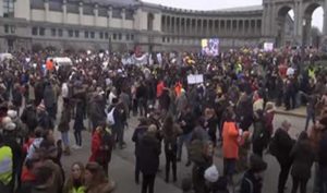 बेल्जियम में प्रदर्शन के दौरान 70 लोग गिरफ्तार, कोरोना पाबंदियों के खिलाफ हैं लोग