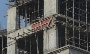 पुणे में निर्माणाधीन इमारत ढहने से छह श्रमिकों की मौत, कटर की मदद से बाहर निकाले पांच घायल