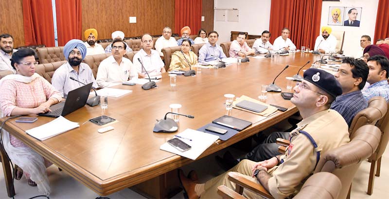 पंजाब में 15 अगस्त से शुरू होंगे मोहल्ला क्लीनिक, आप का बड़ा चुनावी वादा होगा पूरा - divya himachal
