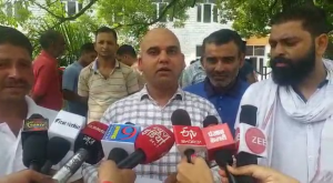 Hamirpur News: एनआईटी के कर्मचारियों के वेतन में कटौती, विरोध में उतरे मुलाजिम