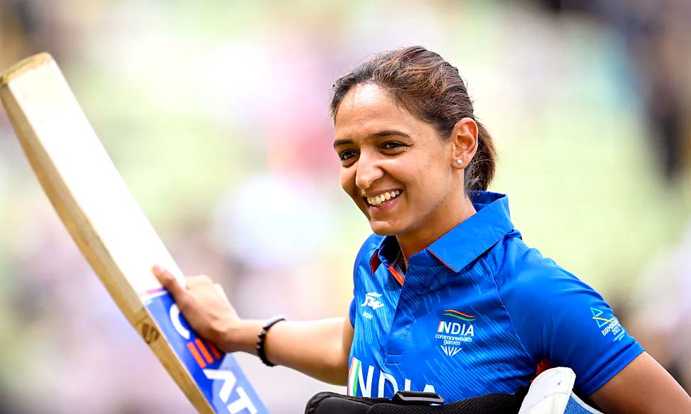 भारतीय महिला क्रिकेट टीम की कप्तान हरमनप्रीत कौर ने टीम में संतुलन हासिल करने पर दिया ज़ोर
