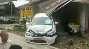 कोटला बाजार में आपस में टकराई तीन गाडिय़ां; कोई जानी नुकसान नहीं, मामले की जांच में जुटी पुलिस