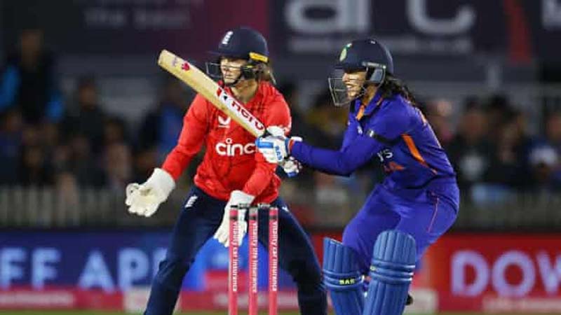 Cricket: भारतीय महिला टीम ने इंग्लैंड को 8 विकेट से हराया, तीन मैचों की सीरीज 1-1 से बराबर