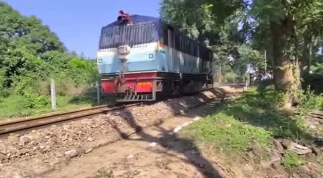 नूरपुर रोड रेलवे स्टेशन से बैजनाथ-पपरोला तक रेल इंजन का ट्रायल सफल