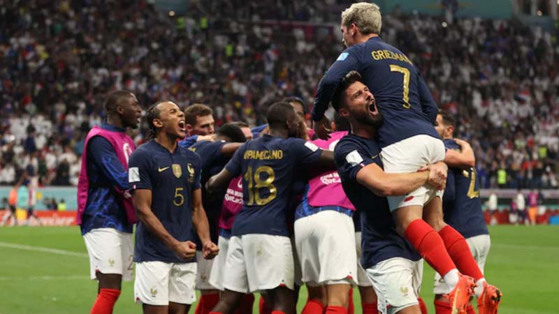 लगातार दूसरा खिताब जीतने से 2 कदम दूर फ्रांस, क्वार्टरफाइनल में इंग्लैंड को 2-1 से हराया
