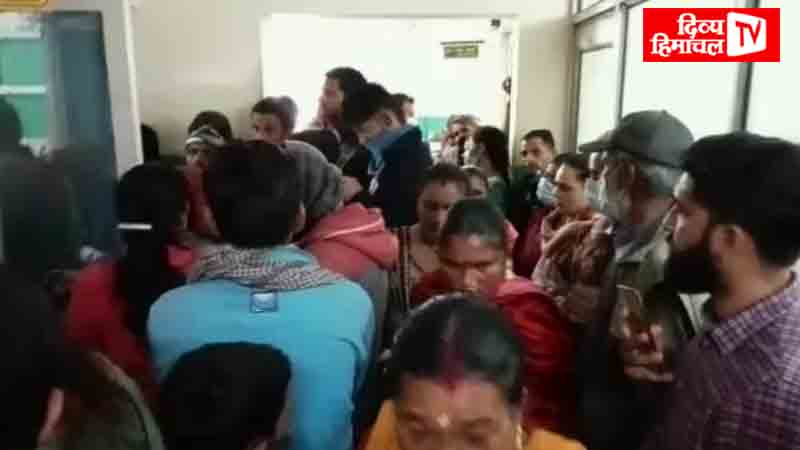 सोलन पर वायरल का अटैक, अस्पताल में हर रोज पहुंच रहे सर्दी-जुकाम के 80 मरीज