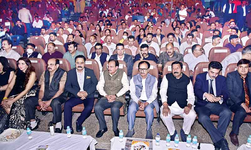 ‘मिस हिमाचल’ के मंच पर हिमाचल की शान, मेगा इवेंट केे ग्रैंड फिनाले में दिखा पहाड़ का हुनर
