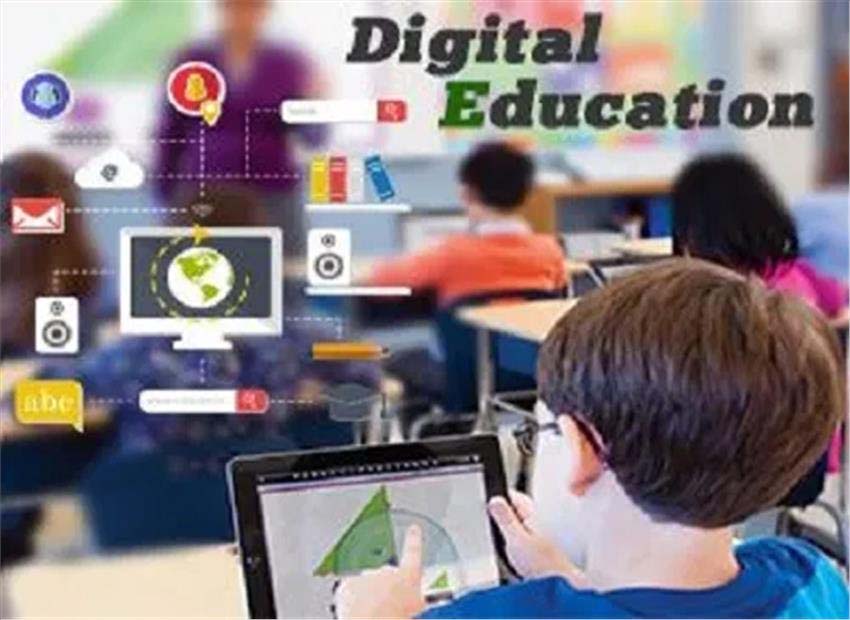 छात्रों को मिले डिजिटल शिक्षा