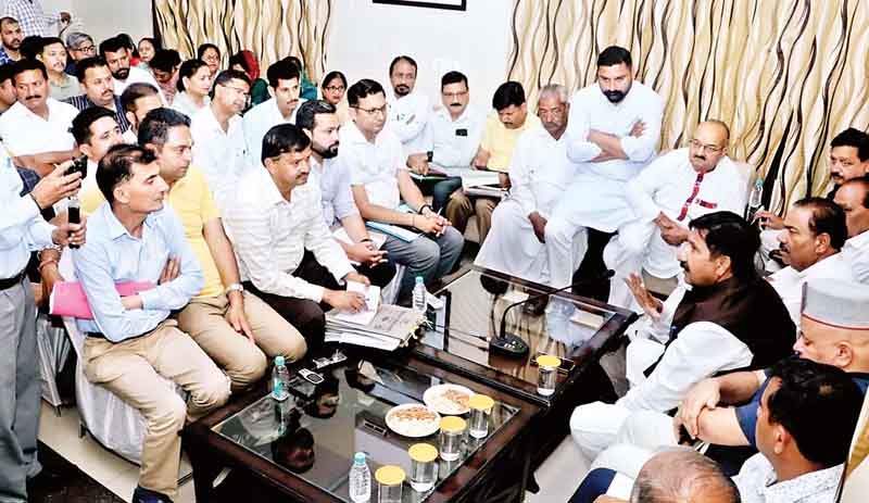 जनकल्याण के अलावा कोई एजेंडा नहीं