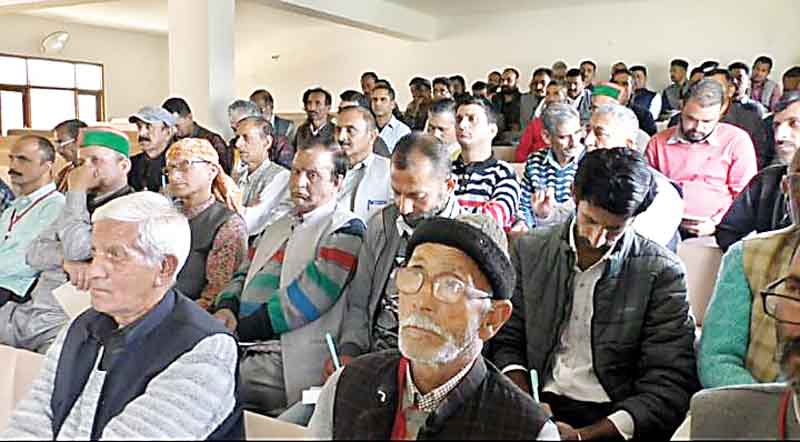 बागबान हित में नहीं उठे कदम, सेब उत्पादक संघ ने राज्य सम्मेलन में किया मंथन, एपीएमसी के कानूनों में संशोधन की मांग