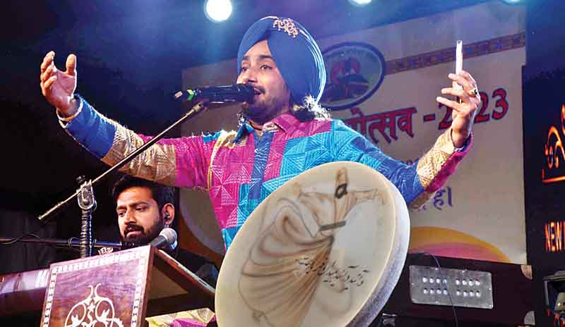 सज्जन राजी हो जावे फेर भी रौला नइयों पाइदा…पर झूमा शिमला