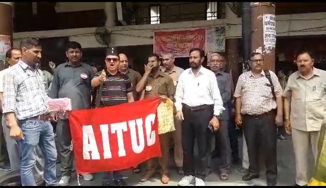 जोगिंद्रनगर में गरजे कर्मचारी नेता, ओवरटाइम का भुगतान न होने से नाराज