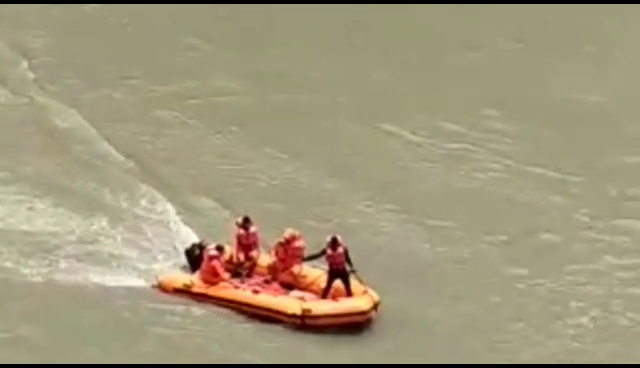 एनडीआरएफ की टीम असफल, रविवार को खड़ामुख बांध में कार सहित डूबे व्यक्ति का दो दिन बाद भी नहीं लग पाया कोई सुराग