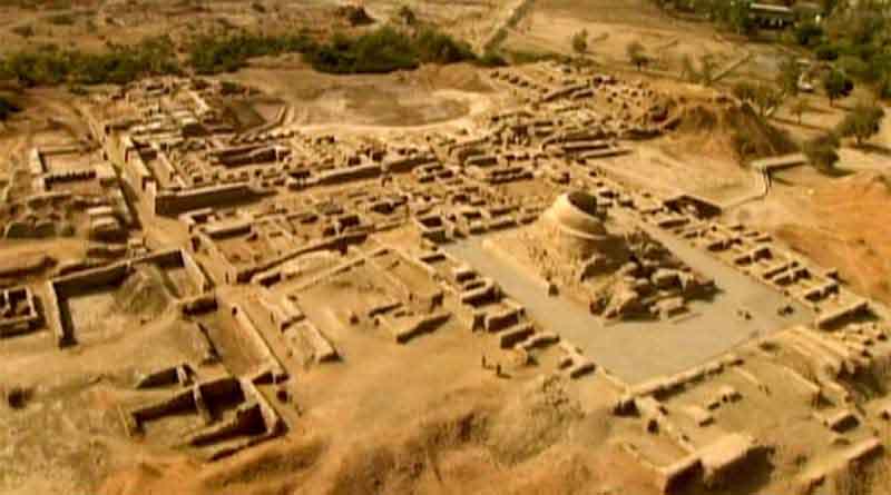 सिंधु घाटी सभ्यता का पतन नगर था?