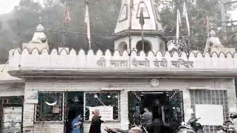 Punjab News : वैष्णो माता मंदिर में चोरी, जालंधर में दान पात्र तोडक़र 40 से 45 हजार ले उड़े शातिर