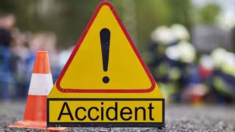 Accident: जालंधर में कार और ई-रिक्शा के बीच जोरदार टक्कर, 3 लोगों की मौत, दो अन्य घायल