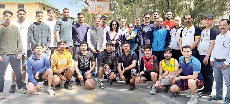 सुंदरनगर में बास्केटबाल प्रतियोगिता शुरू
