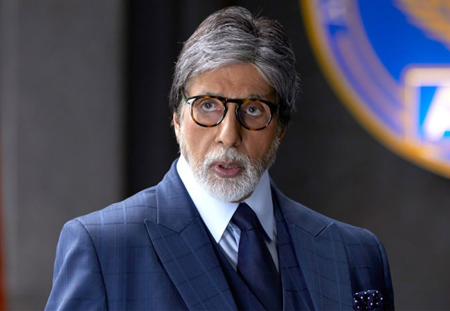 12 साल से अटकी है अमिताभ बच्चन की फिल्म
