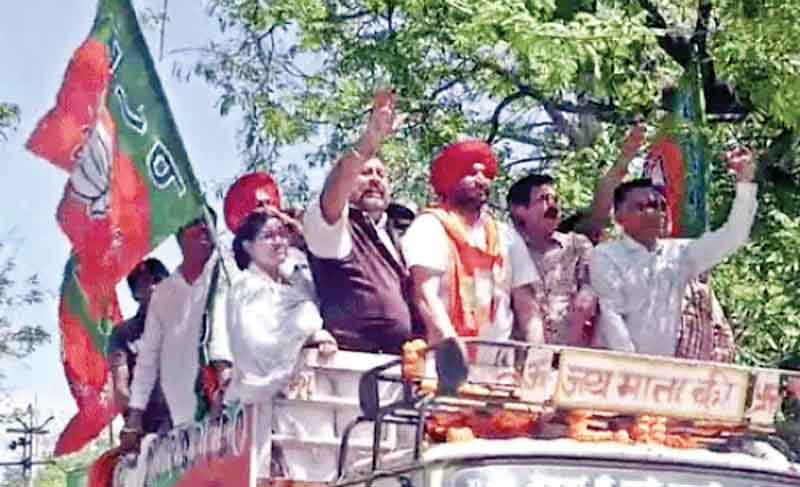 भाजपा उम्मीदवार रवनीत सिंह बिट्टू का लुधियाना में रोड शो