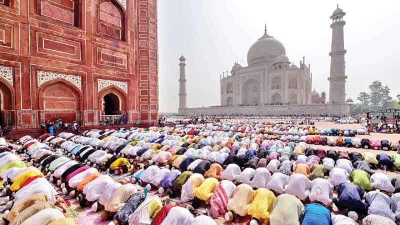 ईद-उल-फितर : मुसलमानों का पवित्र त्योहार