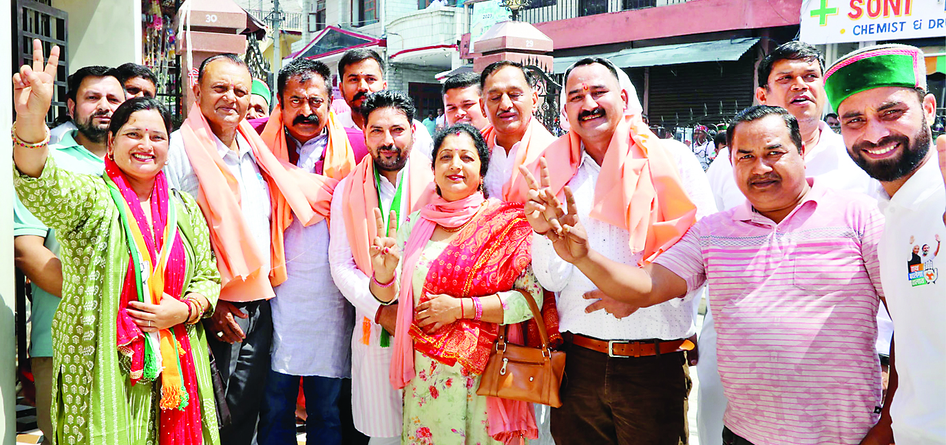 Himachal Election : हिमाचल की आपदा पर दिल्ली में चुप रहे अनुराग