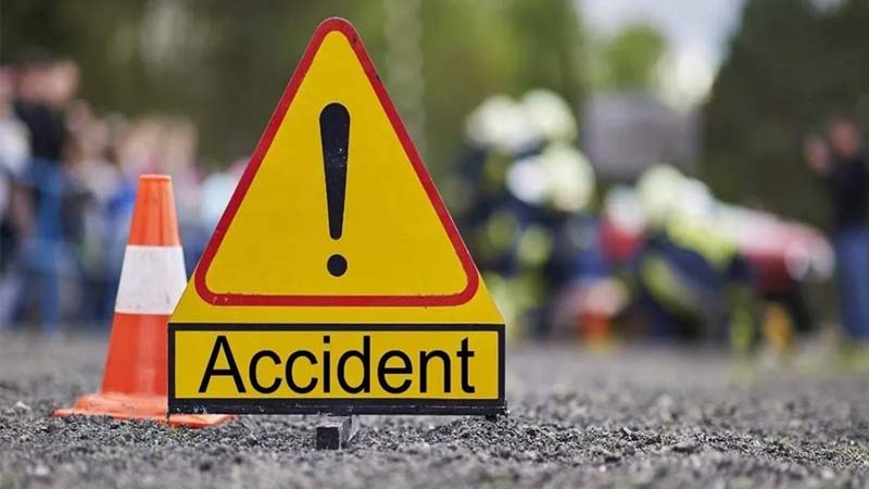 Mussoorie : मसूरी मार्ग पर खाई में गिरी गाड़ी, महिला सहित दो की मौ*त, तीन अन्य घायल