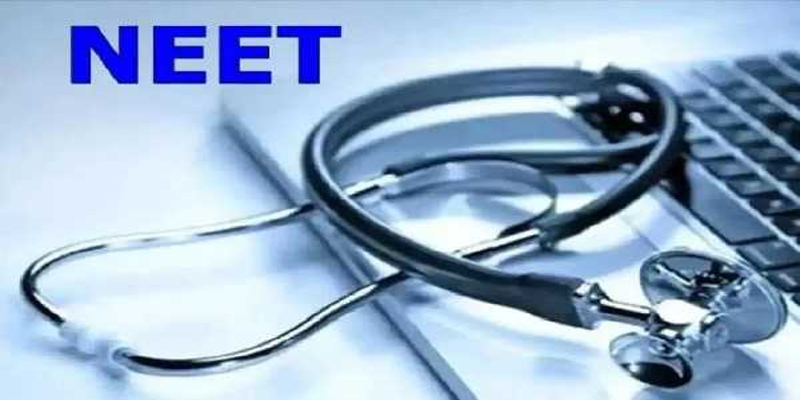 नीट परीक्षा : छात्रों का क्या कसूर?