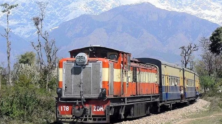 पठानकोट-जोगिंदर नगर रेल लाइन होगी ब्रॉडगेज, उत्तर रेलवे ने शुरू किया ट्रैफिक स्टडी सर्वे