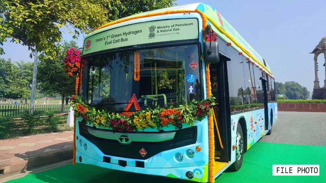 Hydrogen Buses : हाइड्रोजन बसों के लिए फिजिबिलिटी देखेगा निगम - Divya ...