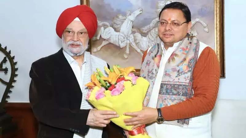 केंद्रीय पेट्रोलियम मंत्री से मिले पुष्कर सिंह धामी, राष्ट्रीय खेलों के लिए किया आमंत्रित