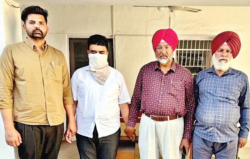 Punjab : साढ़े पांच लाख रिश्वत लेते एक अरेस्ट