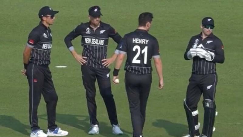 न्यूजीलैंड को बड़ा झटका, पाकिस्तान के खिलाफ टी20 सीरीज से बाहर हुआ यह तेज गेंदबाज