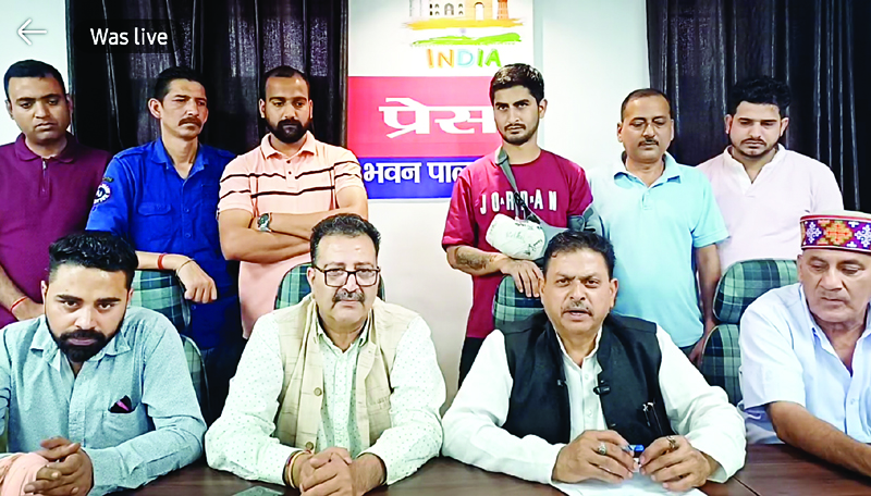हिमाचल की कानून व्यवस्था पर उठाए सवाल