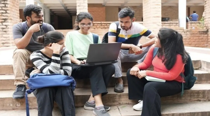 जेईई मेन्स सेशन 2 रिजल्ट घोषित; ओमप्रकाश बेहरा ऑल इंडिया टॉपर, जानें किस राज्य के कितने टॉपर्स