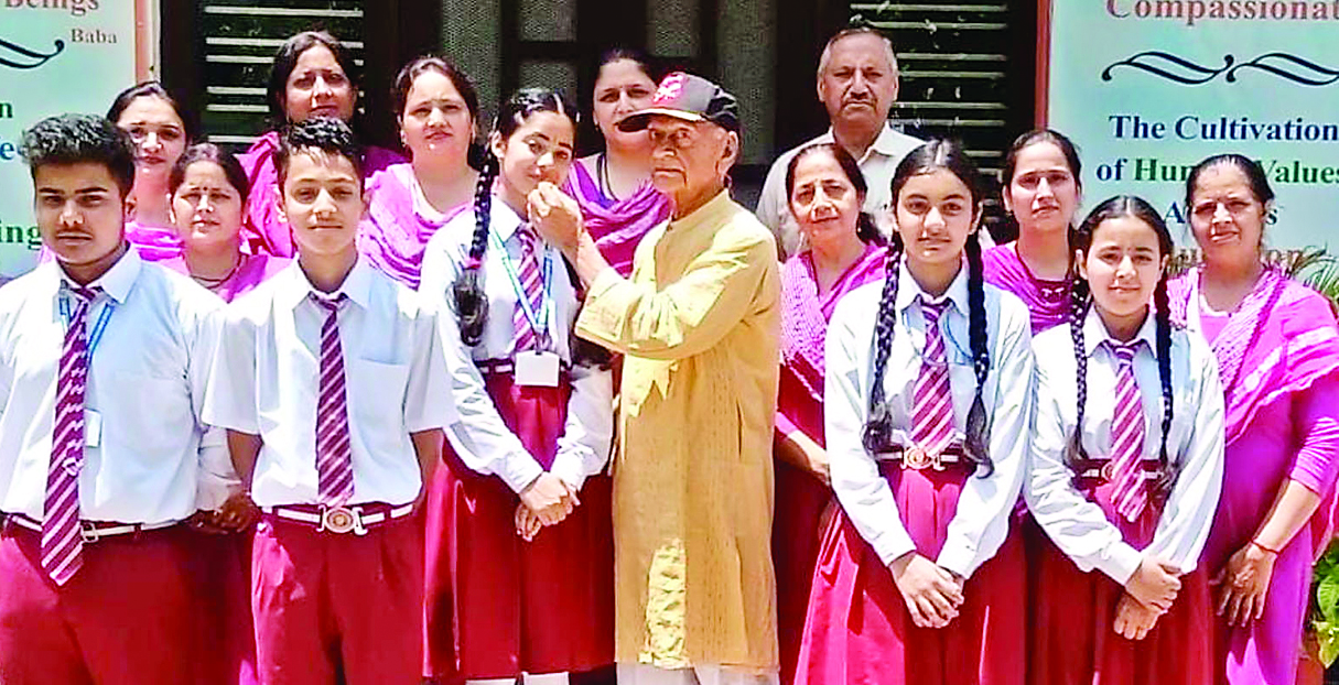 श्री साईं बाबा पब्लिक स्कूल चमका