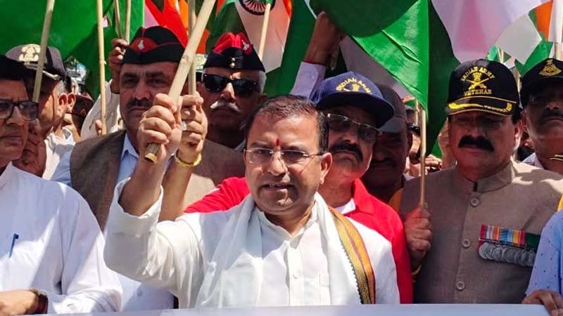 भारत माता की जय के नारों से गूंजा पालमपुर शहर