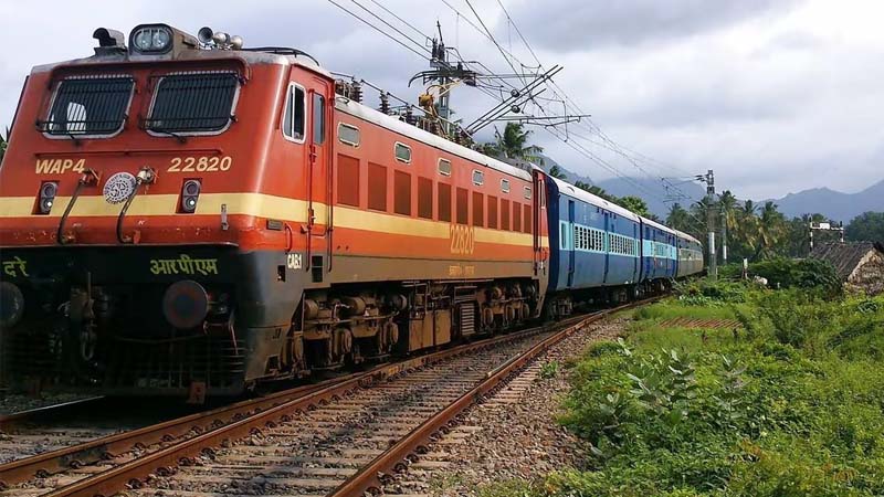 रेलवे में नौकरी करने का सुहनरा मौका, भरे जाने हैं 6180 पद, 10वीं पास भी कर सकते हैं आवेदन