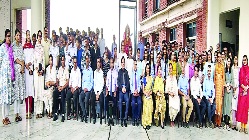 अपने जीवन में तय करें बड़े लक्ष्य